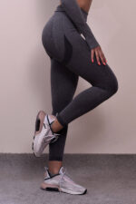 Aurora dark gray fitness leggings - Image 7