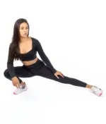 Cozy black set with long sleeve top - Image 6